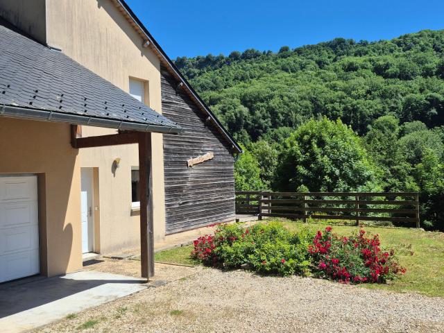 Maison vente à Saint-Chély-d'Aubrac, Aveyron