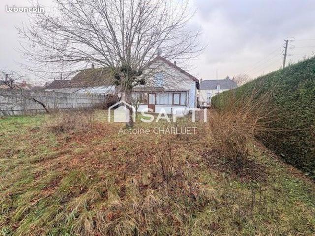 Maison vente à Châteauroux, Saint-genou