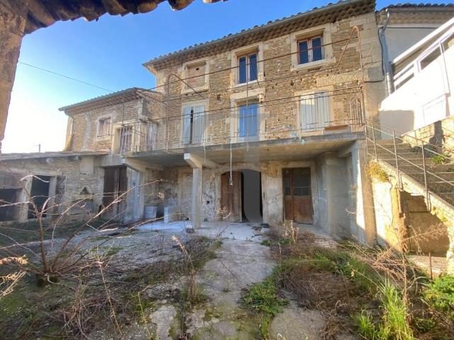 Maison vente à Grillon