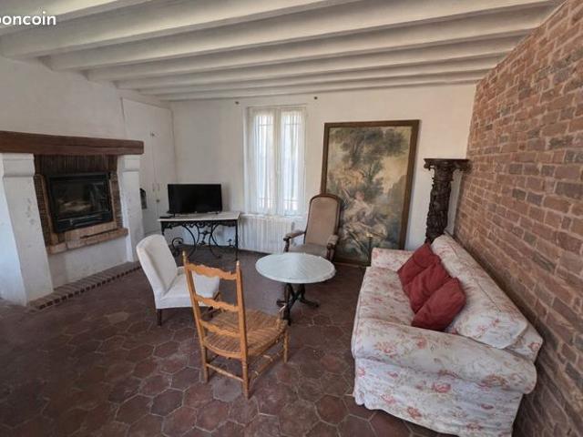 Maison vente à Chartres, Pierres