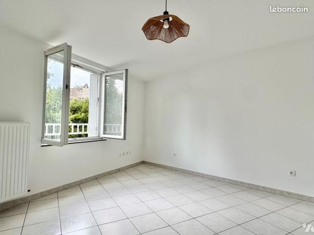 Maison vente à Bressuire, Deux-Sèvres