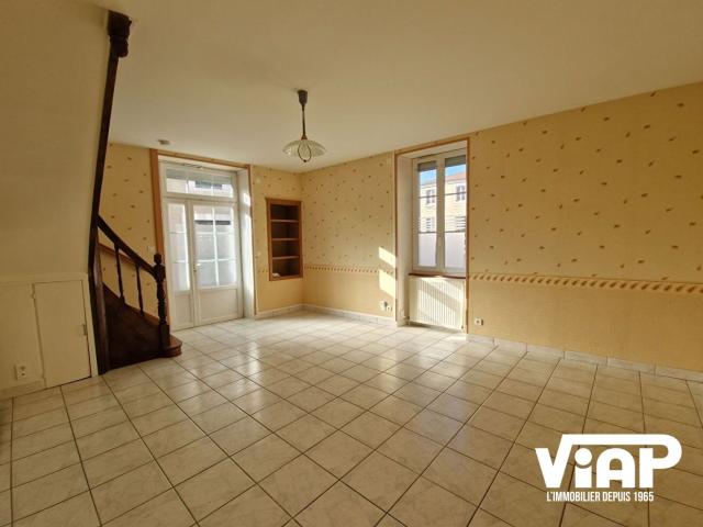 Maison location à Confolens, Exideuil