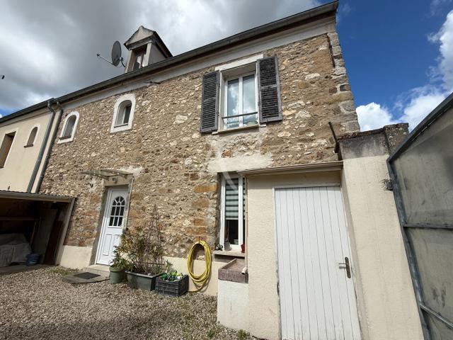 Maison vente à Melun, Féricy