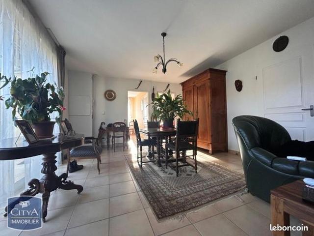 Maison vente à Saintes, Meursac