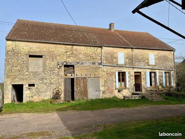 Maison vente à Clamecy, Challement