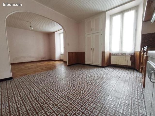 Maison vente à Évry, Milly-la-forêt