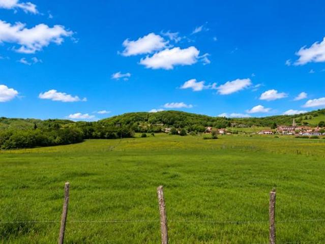 Maison vente à La Tour-du-Pin, Bévenais