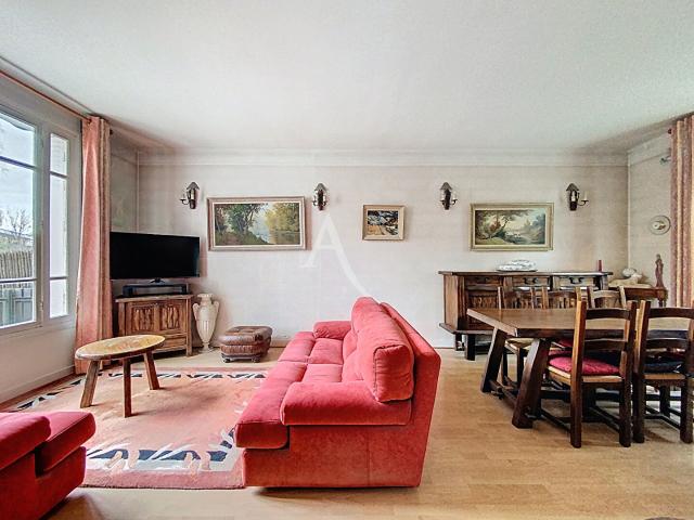 Maison vente à Saint-Germain-en-Laye, Saint-germain-en-laye