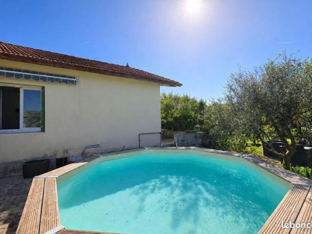 Maison vente à Carpentras, Monteux