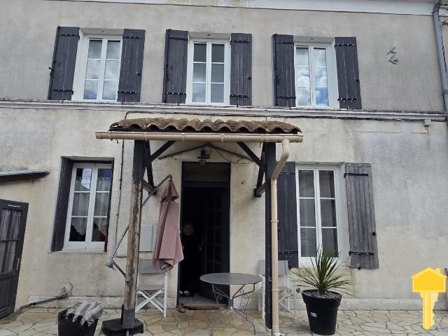 Maison vente à Jonzac, Saint-fort-sur-gironde