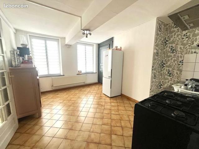 Maison vente à Vervins, Leschelles