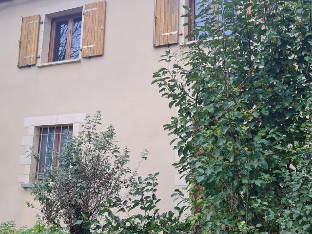 Maison vente à Saint-Jean-d'Angély, Saint-savinien