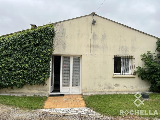 Maison vente à Saint-Jean-d'Angély, La Vergne