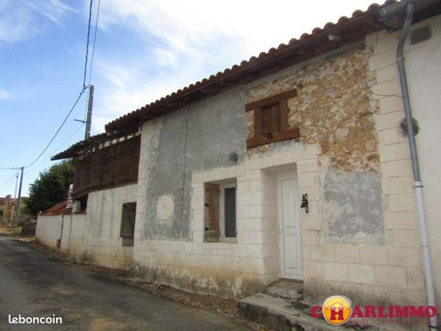 Maison vente à Rochechouart, Saint-auvent