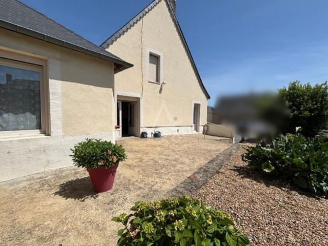 Maison vente à Saint-Denis-d'Anjou, Mayenne