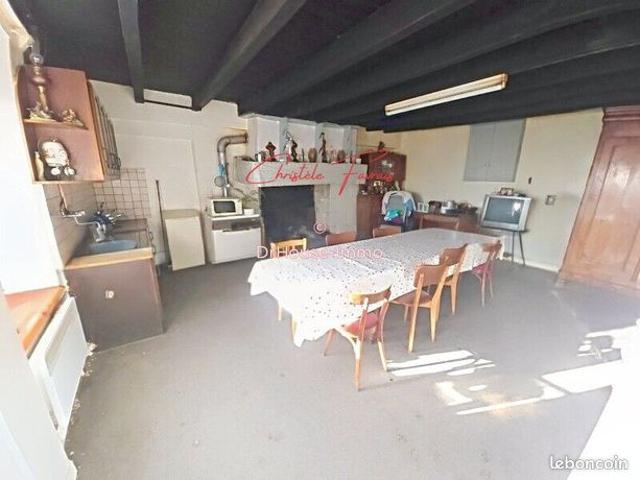 Maison vente à Niort, Mellé