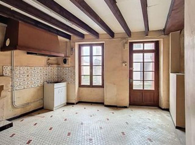 Maison vente à Fontenay-le-Comte, Damvix