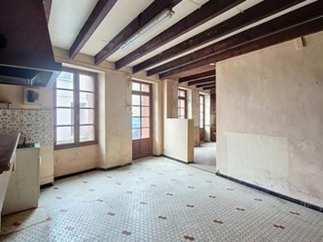 Maison vente à Fontenay-le-Comte, Damvix