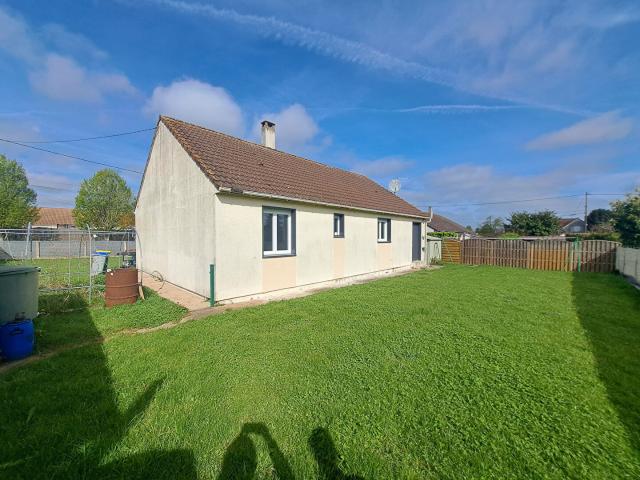 Maison vente à La Flèche, Saint-jean-de-la-motte