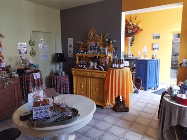 Maison vente à Vichy, Charroux