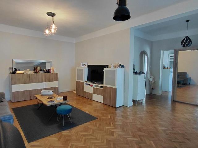 Maison location à Aix-en-Provence, Lançon-provence