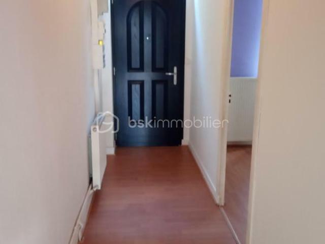 Maison vente à France métropolitaine, Saintes