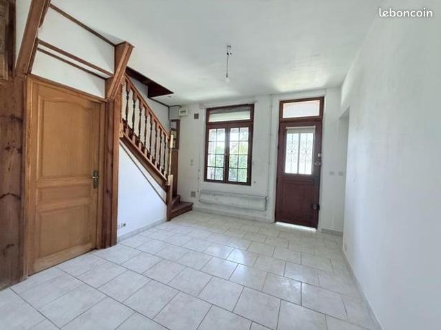 Maison vente à Saint-Quentin, Lesdins