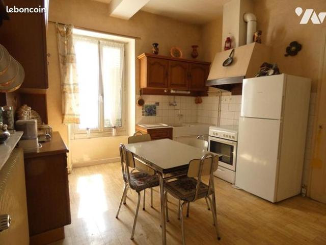Maison vente à Épernay, Vinay