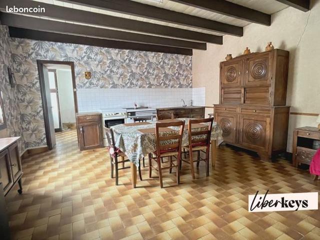 Maison vente à La Tour-du-Pin, Roche
