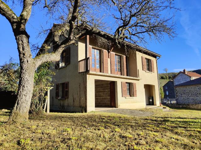 Maison vente à Brioude, Chanteuges