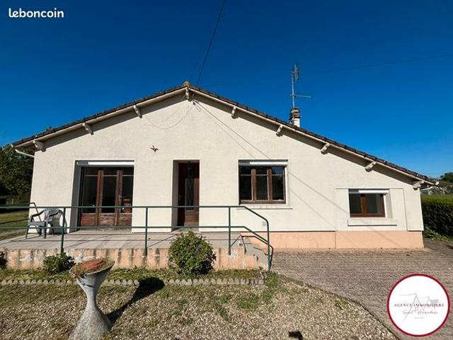 Maison vente à Saint-Amand-Montrond, Charenton-du-cher