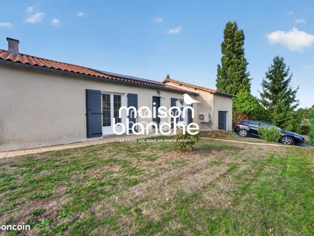 Maison vente à Saint-Georges-de-Noisné, Deux-Sèvres