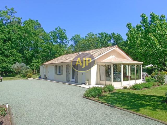 Maison vente à Lesparre-Médoc, Saint-vivien-de-médoc