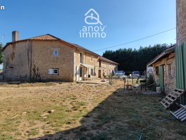 Maison vente à Montmorillon, Savigné