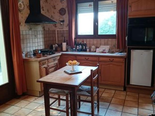 Maison vente à Saint-Jean-d'Angély, Champdolent