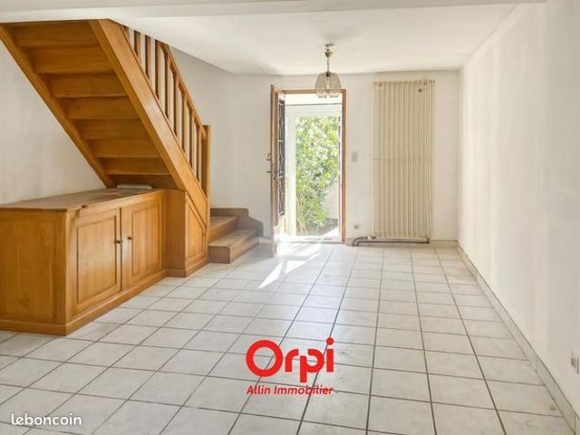 Maison vente à Montluçon, Désertines