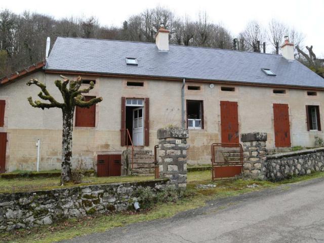 Maison vente à Autun, La Comelle