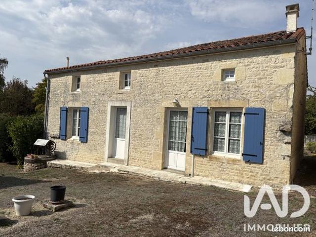 Maison vente à Longré, Charente