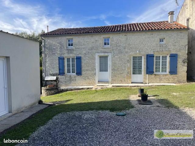 Maison vente à Confolens, Longré