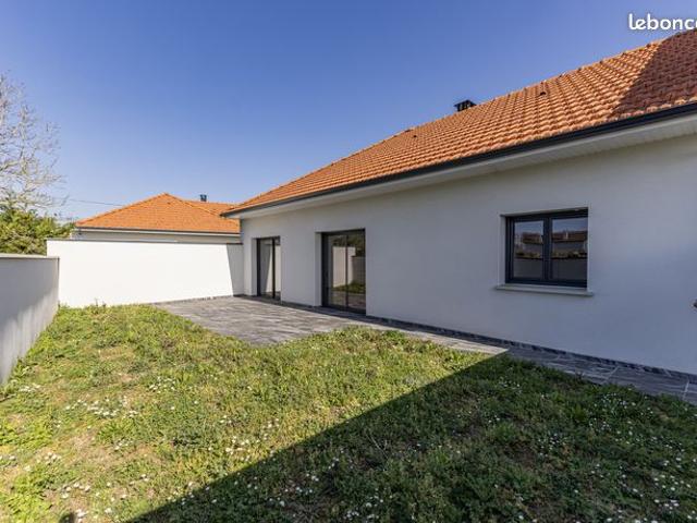 Maison vente à Confolens, Mazerolles