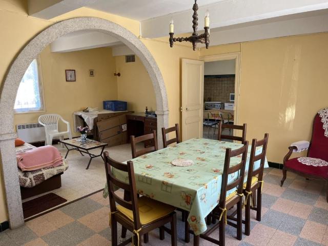 Maison vente à Narbonne, Ouveillan