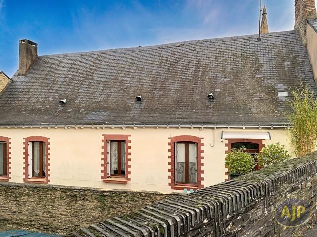 Maison vente à Segré, Le Bourg-d'iré
