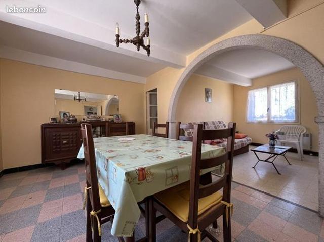 Maison vente à Narbonne, Ouveillan