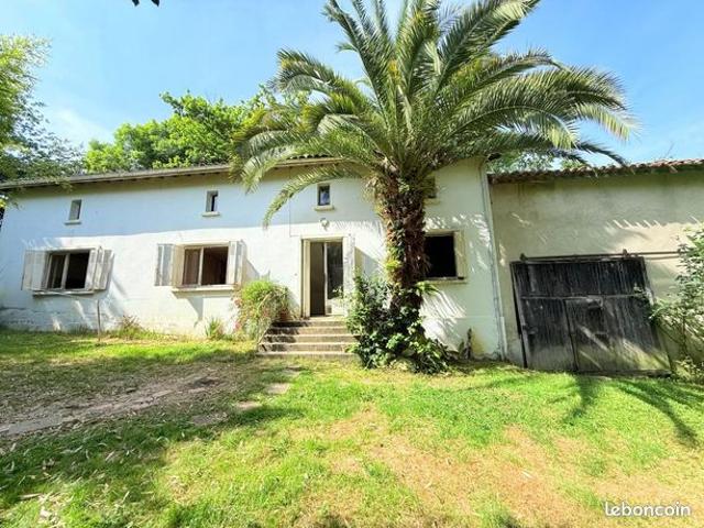 Maison vente à Mirande, Ségos