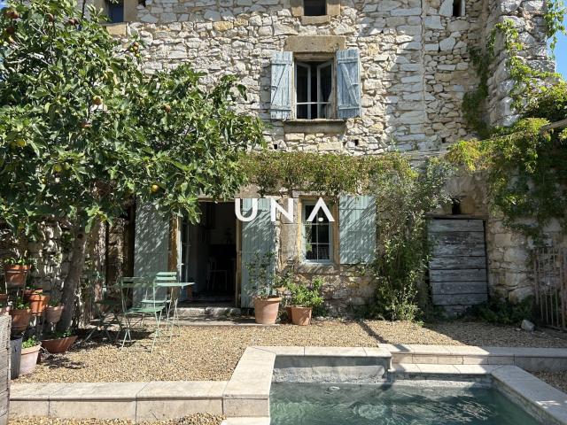 Maison vente à Nîmes, Uzès