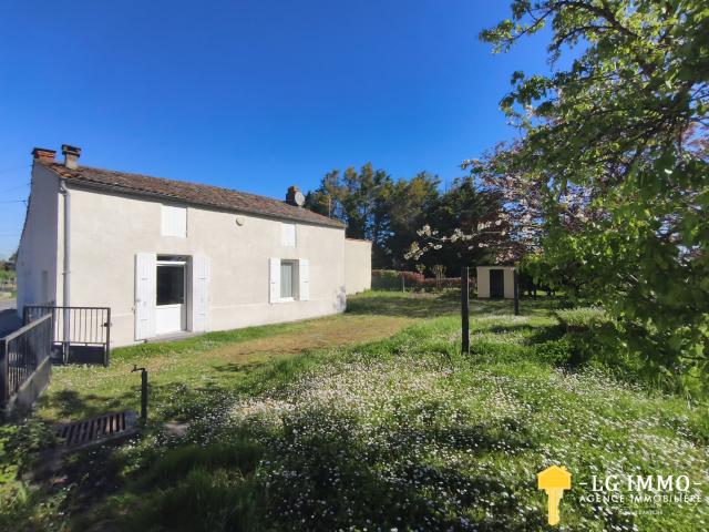 Maison vente à Saintes, Brie-sous-mortagne