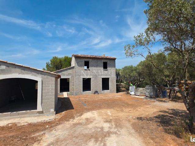 Maison vente à Arles, Eygalières