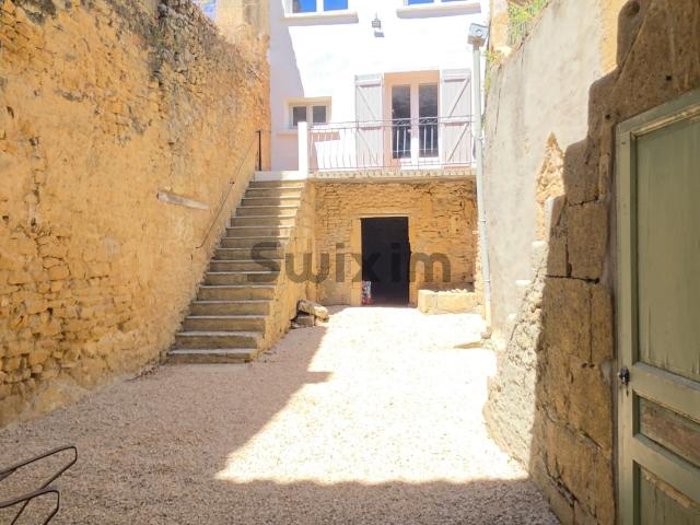 Maison vente à Nîmes, Vers-pont-du-gard