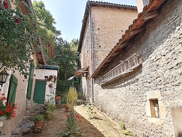 Maison vente à Montmorillon, Nouvelle-Aquitaine