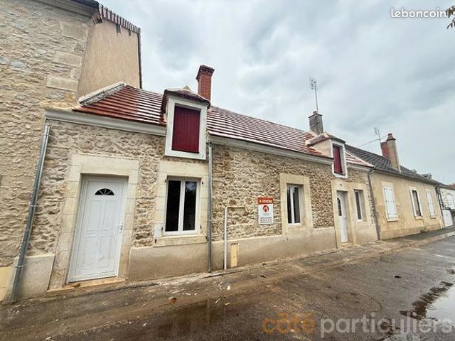 Maison vente à Saint-Amand-Montrond, Charenton-du-cher